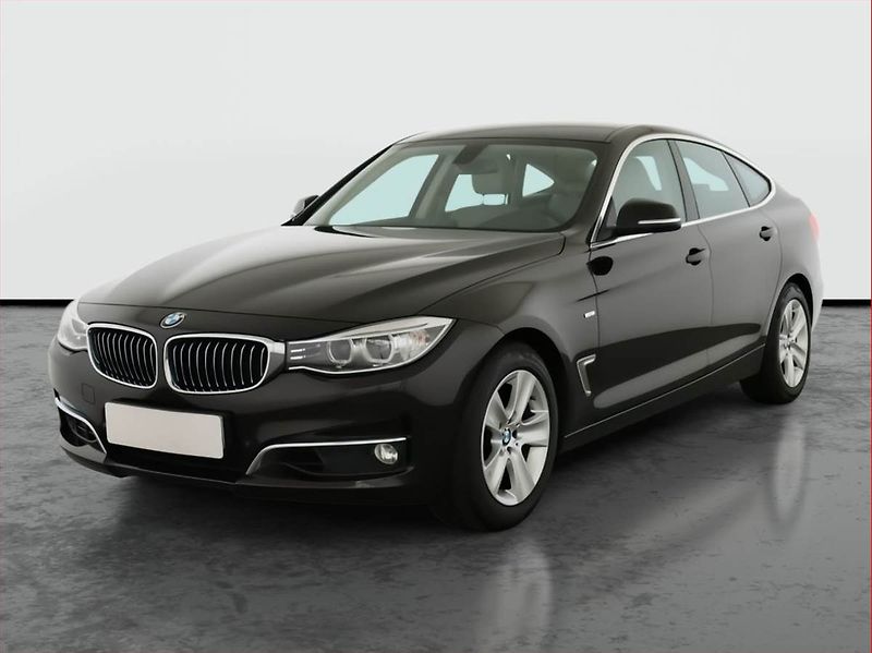 BMW Řada 3 (2015) Luxury Line 320i xDrive GT - fotka 2 z 20