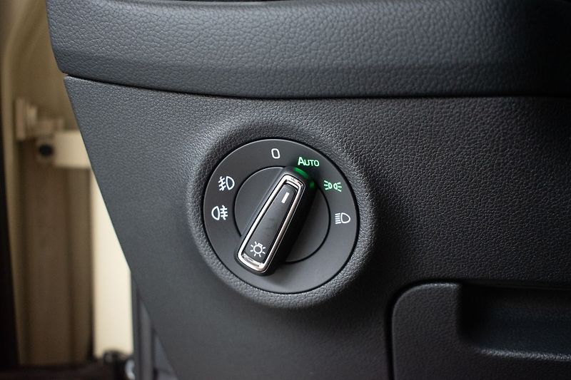 Škoda Kodiaq 2.0 TDI DSG*STYLE*ACC*DPH*ČR 1 - fotka 16 z 43