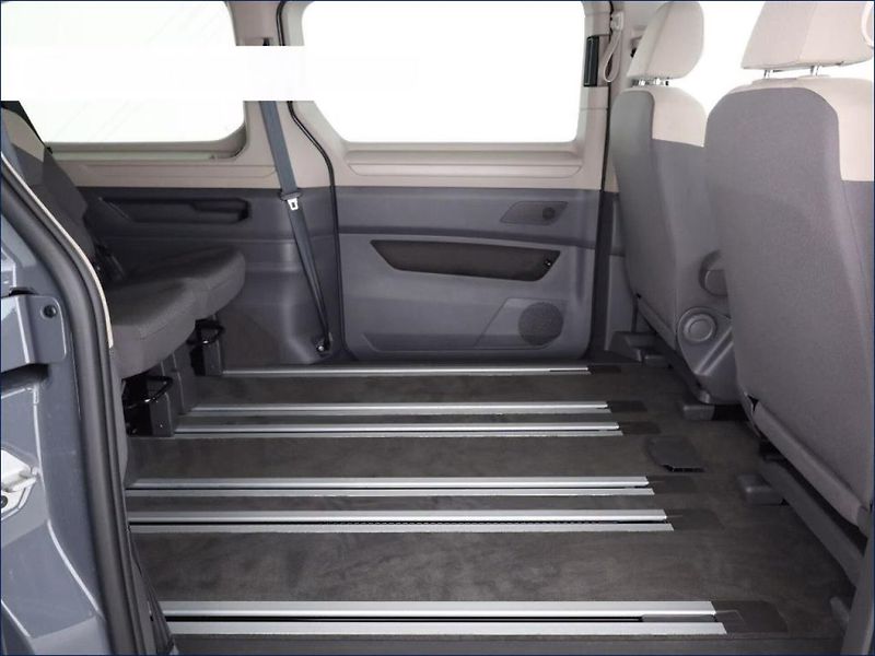 Volkswagen California eHybrid 4M Beach Matrix Kam Ta - fotka 6 z 8