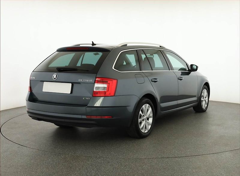 Škoda Octavia (2019) 1.5 TSI G-TEC, Automat, Kůže - fotka 5 z 20