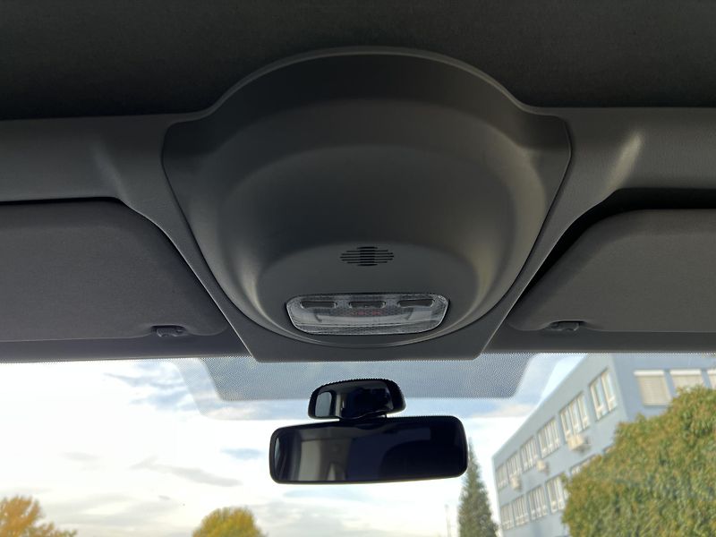 Peugeot Partner Tepee 1.6i KLIMA KOUPENO V ČR 1.MAJ. - fotka 16 z 37