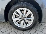 Volkswagen Touran (2023) 1.5TSi 110kW DSG! 7-míst! Navi - náhled 36