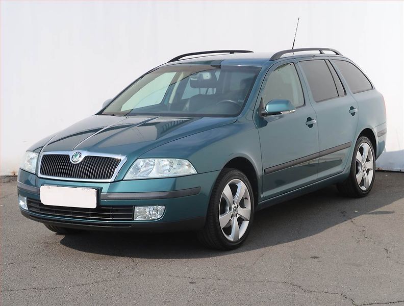 Škoda Octavia (2007) Elegance 1.6, Serv.kniha - fotka 2 z 19