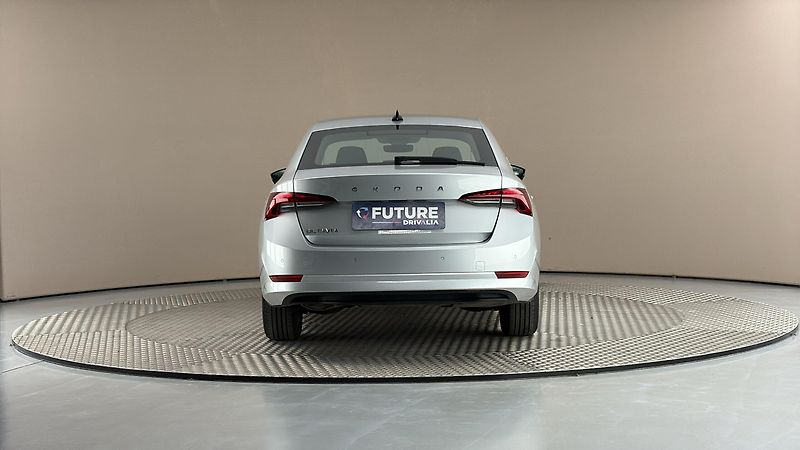 Škoda Octavia 2.0 TDI DSG Ambition - fotka 5 z 23