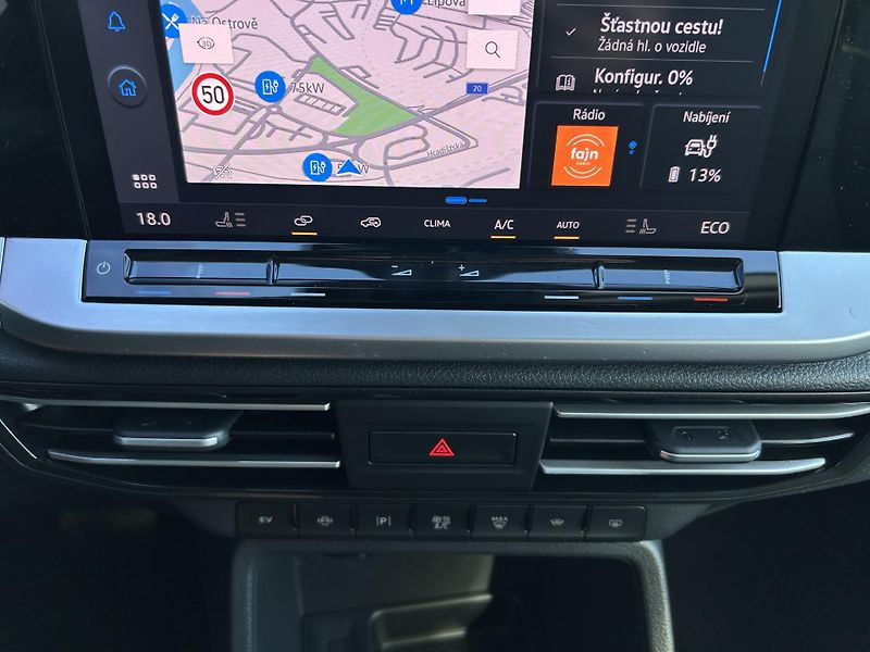 Ford Tourneo Connect 1.5 Ecoboost 110kW AT Titanium - fotka 33 z 38