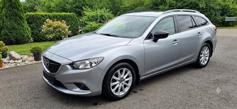 Mazda 6 2.0 benzin 121kw - fotka 9 z 28
