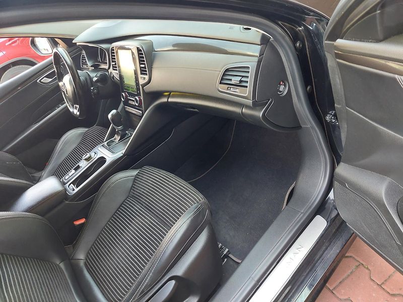 Renault Talisman (2019) Grandtour dCi 200 Business  - fotka 31 z 54