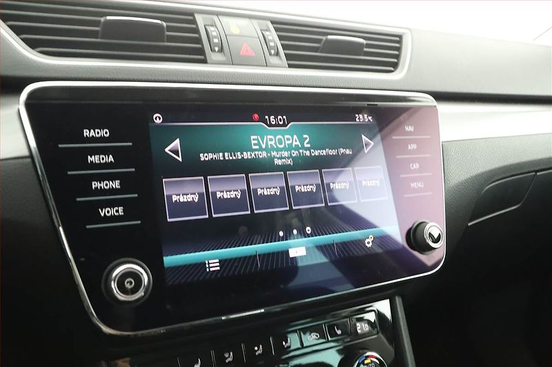 Škoda Superb (2019) 2.0 TDI, Automat, Serv.kniha - fotka 11 z 16