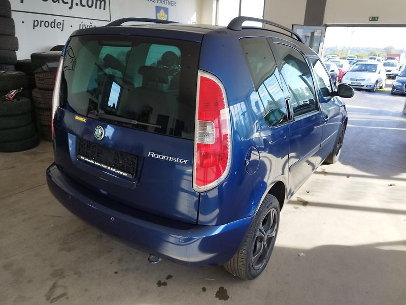 Škoda Roomster (2009) 1.4 63kW,KLIM.,TEMPOMAT - fotka 6 z 34
