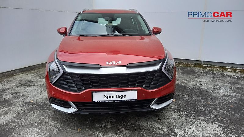 Kia Sportage (2024) 1,6 T-GDi GPF 4x2 TOP - fotka 2 z 11