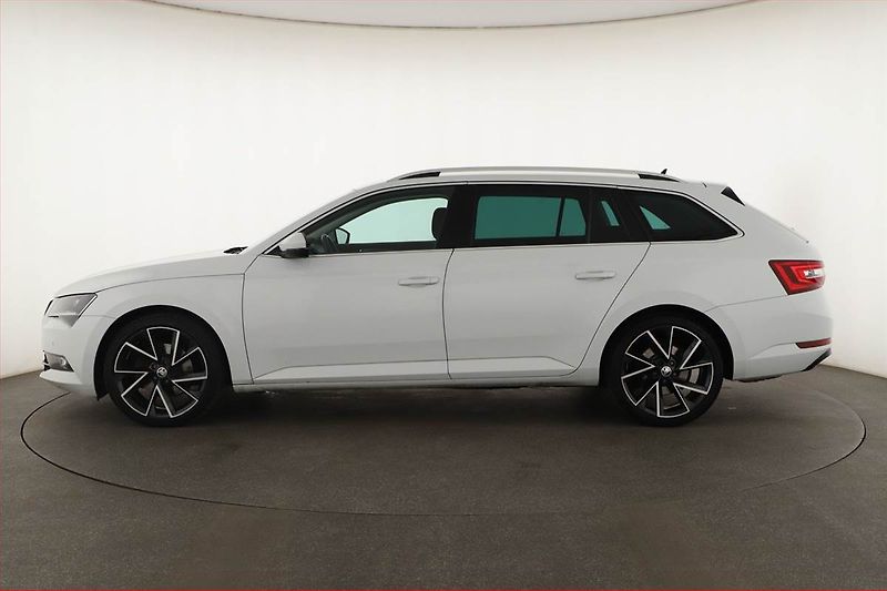 Škoda Superb (2016) Style 2.0 TDI, Navi, Bi-Xenony - fotka 3 z 19
