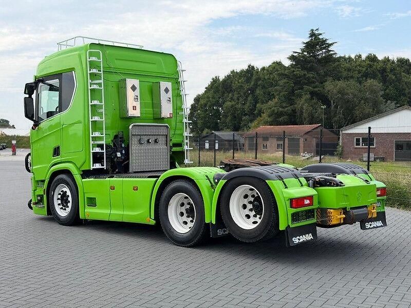 Scania R 580 6x2 V8  - fotka 5 z 12