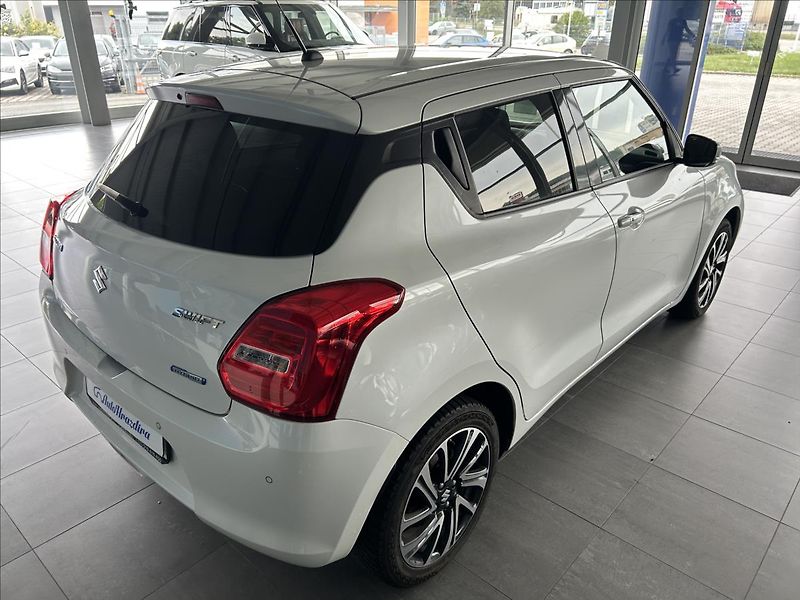 Suzuki Swift 1,2   HYBRID,AUTOMAT,1.MAJ,ČR - fotka 6 z 26