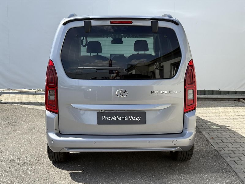 Toyota ProAce City Verso 1,5 Short VIP - fotka 5 z 23
