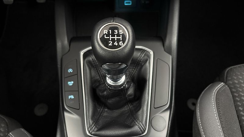 Ford Focus 1.5 Ecoblue Trend Edition Komb - fotka 21 z 23