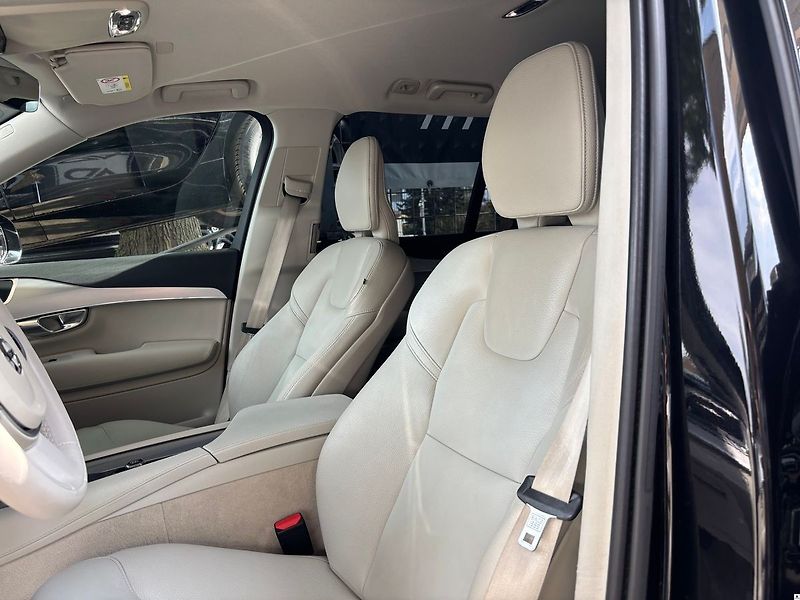 Volvo XC90 D5/2019/MOMENTUM.DPH.ZÁRUKA 12 - fotka 27 z 58