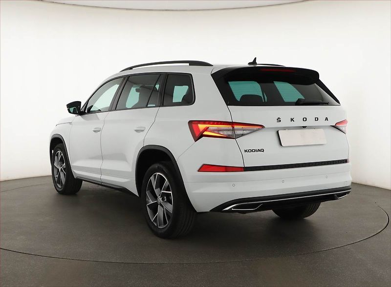 Škoda Kodiaq (2022) Sportline 2.0 TDI - fotka 4 z 19
