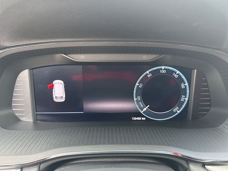Škoda Octavia (2022) Combi 1.5 TSI M-HEV DSG Style - fotka 6 z 36