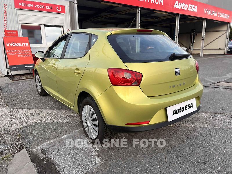 Seat Ibiza (2009) 1.4 16V, ČR, AC, temp. - fotka 2 z 3