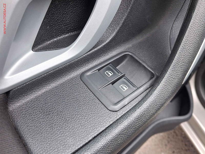 Škoda Roomster (2009) 1.2 HTP, ČR, Style, AC, TZ - fotka 13 z 15