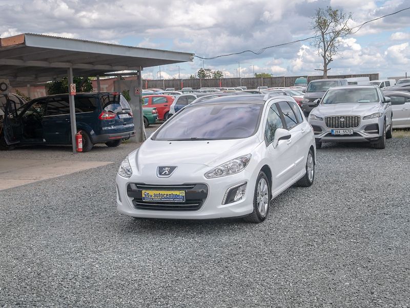 Peugeot 308 (2013) ČR 1.6HDI – 18.12.2013 - fotka 1 z 43