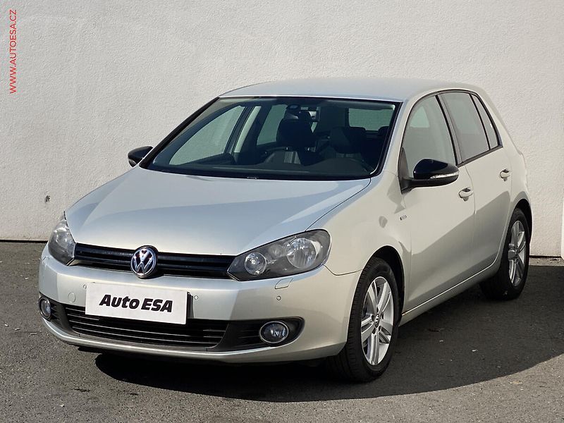 Volkswagen Golf (2012) 1.6 TDi, Match, +kola - fotka 3 z 16