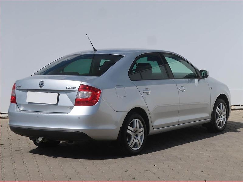 Škoda Rapid (2013) Ambition 1.2 TSI, Tempomat - fotka 5 z 16
