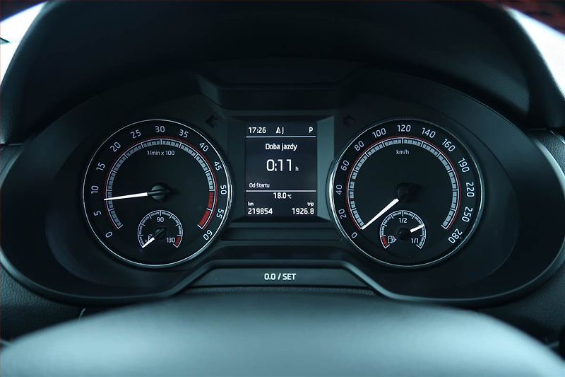 Škoda Octavia (2017) RS 2.0 TDI, 4X4, Automat - fotka 11 z 24