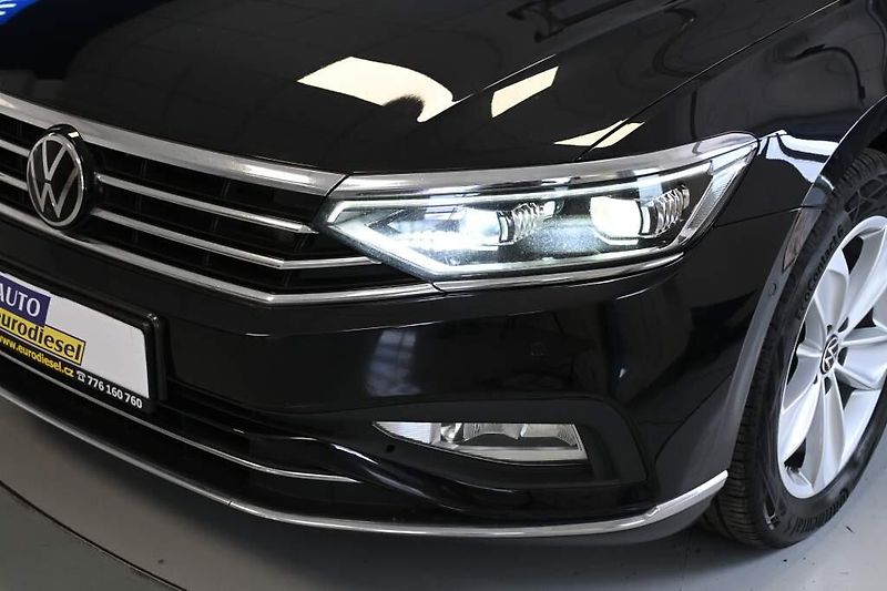 Volkswagen Passat (2023) 2.0 ELEGANCE LED MATRIX DSG AC - fotka 29 z 32