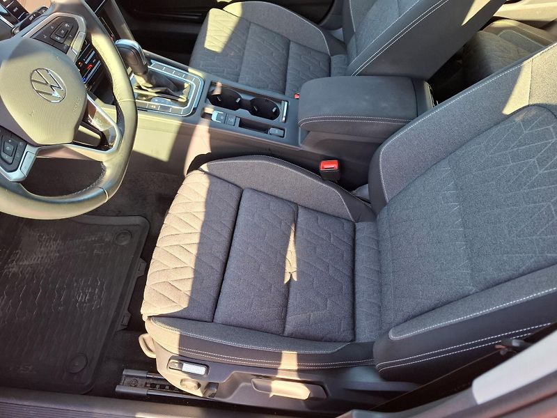 Volkswagen Passat 2.0 TDI Bussines DSG - fotka 6 z 16