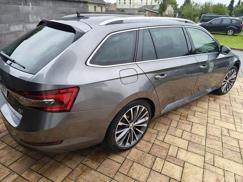 Škoda Superb (2022) iV - fotka 4 z 7