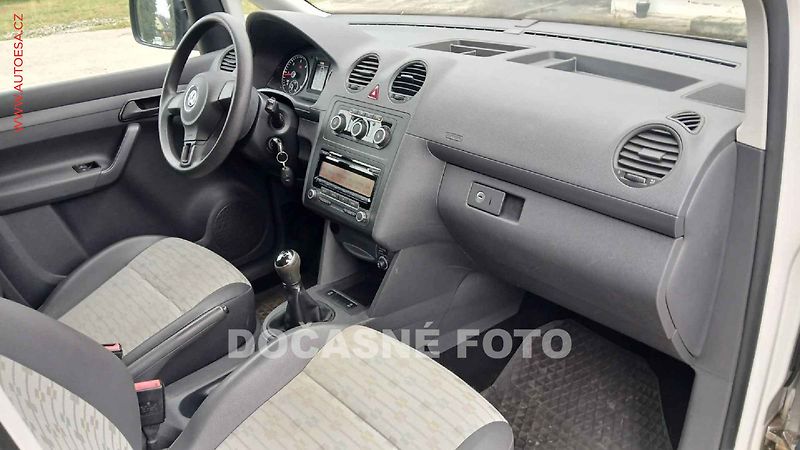 Volkswagen Caddy (2013) 1.6TDi, Webasto, TZ - fotka 10 z 13