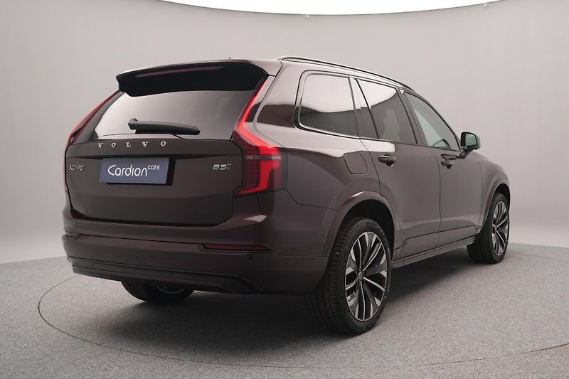 Volvo XC90 (2026) B5 AWD AUT DARK PLUS 7 míst - fotka 13 z 25