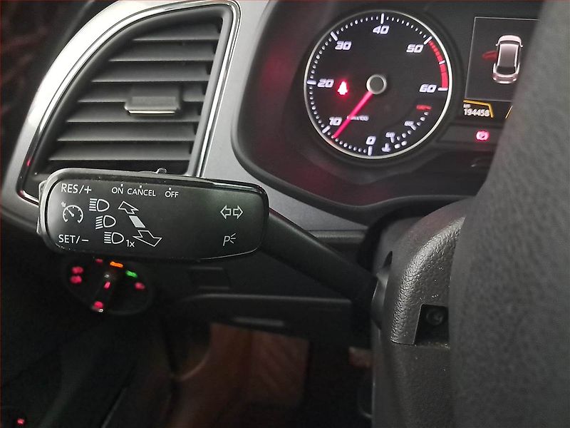 Seat Leon (2016) 2.0 TDI FR, Kůže, Navi - fotka 20 z 21