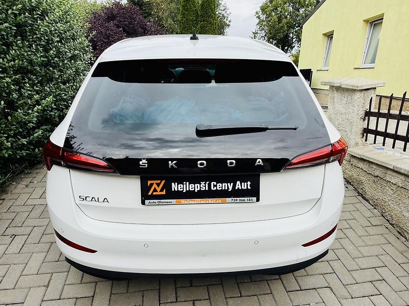 Škoda Scala (2022) 1,0TSi 81kW STYLE DSG TAŽNÉ - fotka 15 z 17