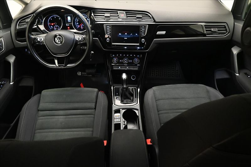 Volkswagen Touran 2,0 TDI 110kW DSG Záruka až 5 - fotka 15 z 30