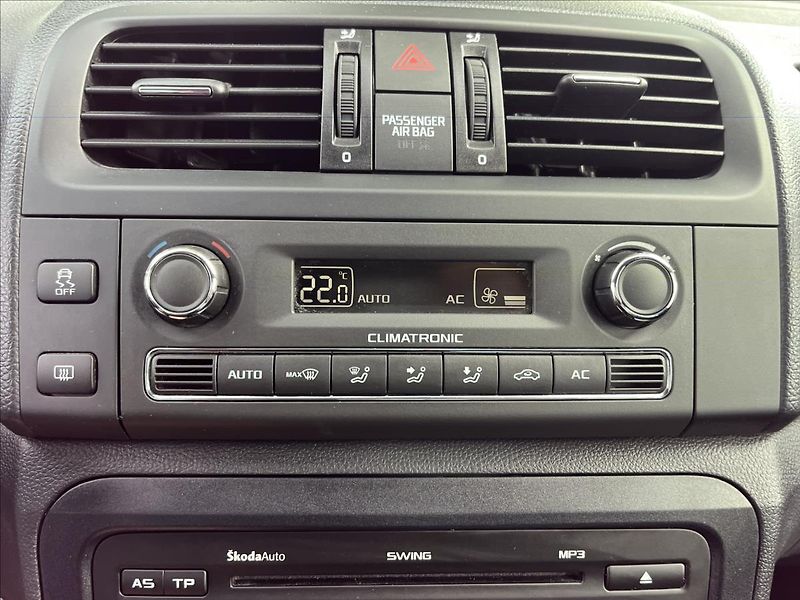 Škoda Roomster 1,2 TSi  Vyhřev,Senzory,ALU - fotka 19 z 50