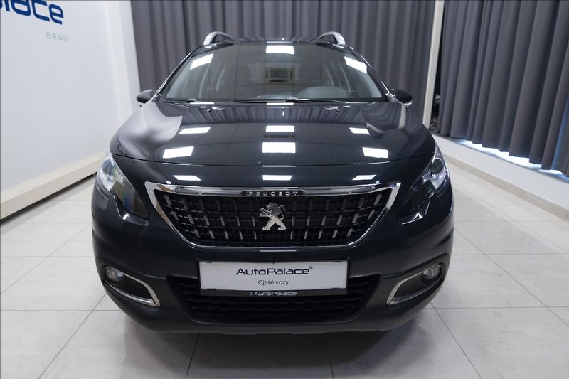 Peugeot 2008 1,2 i 1. AUT. AC VÝHŘEV 1. MAJ - fotka 2 z 36