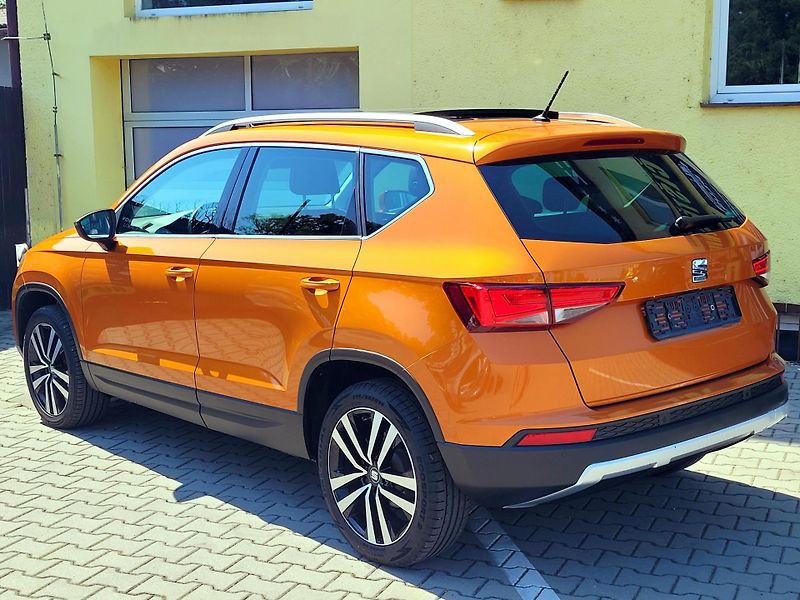 Seat Ateca TDi STYLE CEBIA,kamera,LED    - fotka 8 z 44