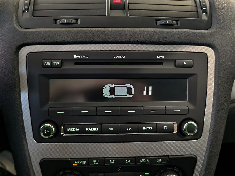 Škoda Octavia 1.4 TSi 90kW DSG PDC, TEMPOMAT - fotka 15 z 22