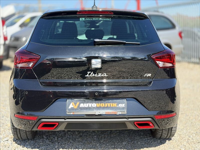 Seat Ibiza FR 70kW VIRTUAL 6tKm - fotka 6 z 35