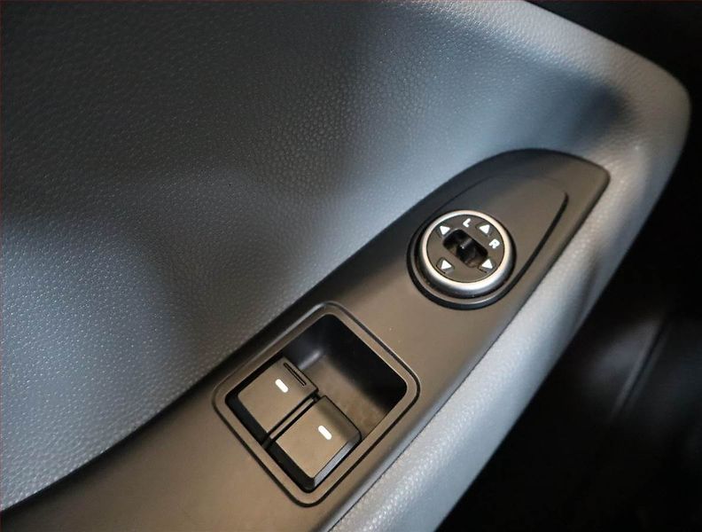 Hyundai i20 (2018) 1.2, Serv.kniha - fotka 16 z 17