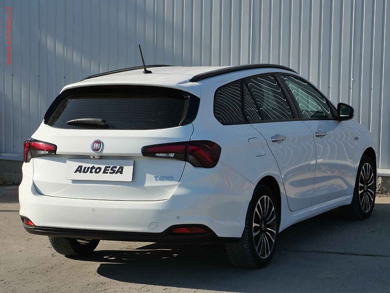 Fiat Tipo (2021) 1.0 FireFly, ČR - fotka 4 z 25