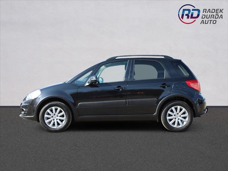 Suzuki SX4 1,6 VVT  4x4,KEYLESS,TAŽNÉ - fotka 8 z 25