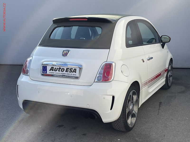 Abarth 500 (2012) 1.4 T, AT, xenon, kůže - fotka 4 z 19