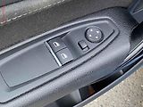 BMW Řada 2 (2019) 2.0d 218d, ČR, LED, navi - náhled 11
