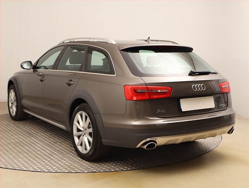 Audi A6 Allroad (2012) 3.0 TDI, 4X4, Automat - fotka 4 z 22