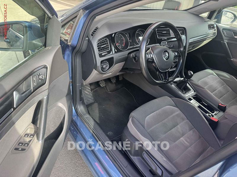 Volkswagen Golf (2013) 1.4TSi - fotka 3 z 3