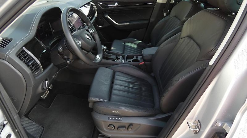 Škoda Kodiaq 2.0 TDI 147 kW L&K 4x4 DSG - fotka 19 z 27