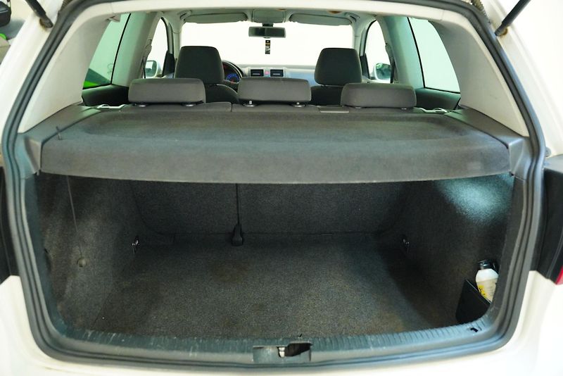 Volkswagen Golf - fotka 27 z 27